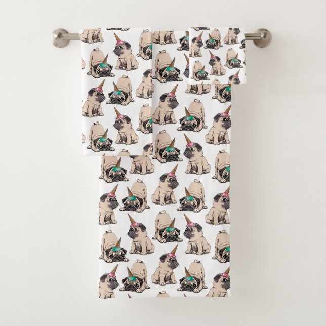 Motif aspirant de licorne des carlins | de chiot (En situation)