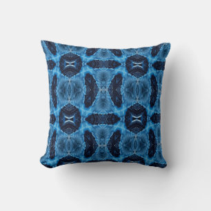 Motif d'art géométrique bleu foncé coussin