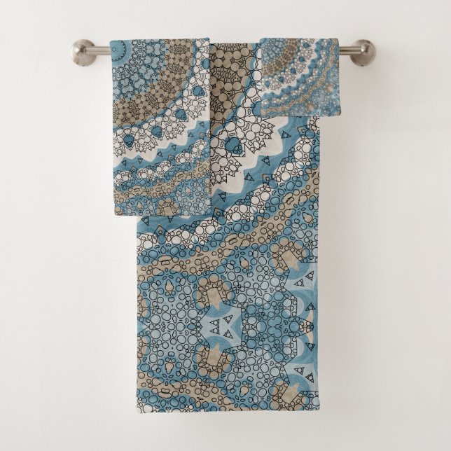 Motif géométrique complexe bleu et Tan Mandala (En situation)