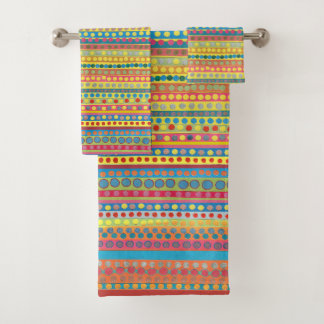 Motifs multicolores de points et de rayures