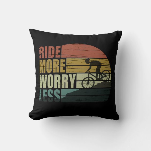 Motivational cycling quotes throw pillow (Front)
