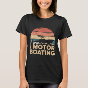 Motorboating Lover Gift Retro Sunset Boat Design T-Shirt