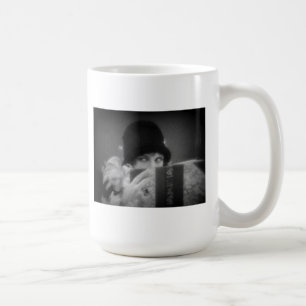 mots de tasse et amoureux des livres de librairie
