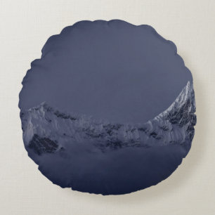 MOUNTAIN COVERED WITH ICE ROUND PILLOW