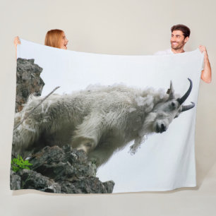 MOUNTAIN GOAT FLEECE BLANKET