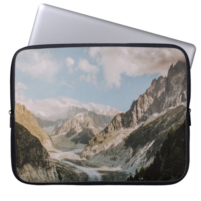 MOUNTAIN RANGES LAPTOP SLEEVE (Front)