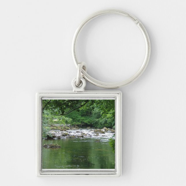 Mountain stream keychain (Front)