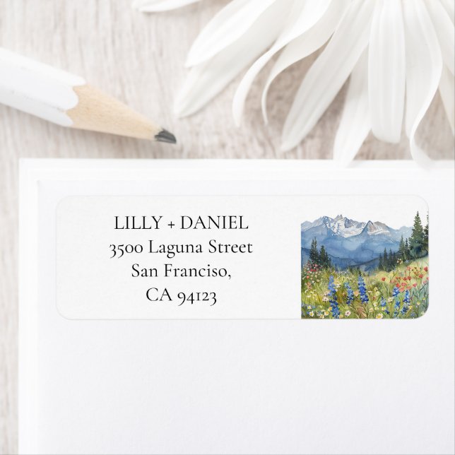 Mountain Wildflowers Floral Return Address (En situation)