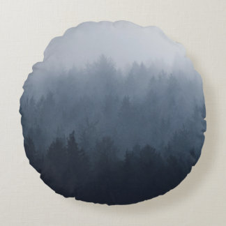 MOUNTAIN WITH FOREST IN THE FOG ROUND PILLOW