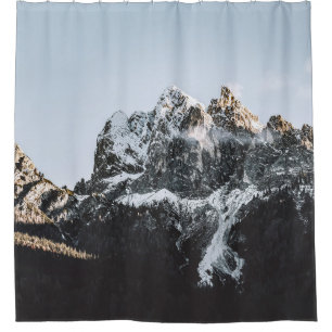 MOUNTAIN WITH SNOW CAP DURING DAYTIME