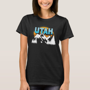 Mountaineering Nature  Hiking Hiker Retro Utah T-Shirt