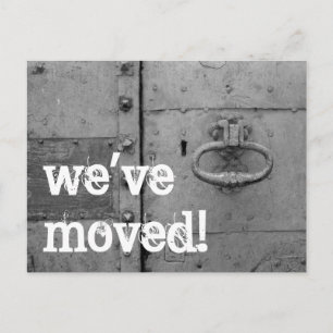 Moving postcards with door knocker and keyhole