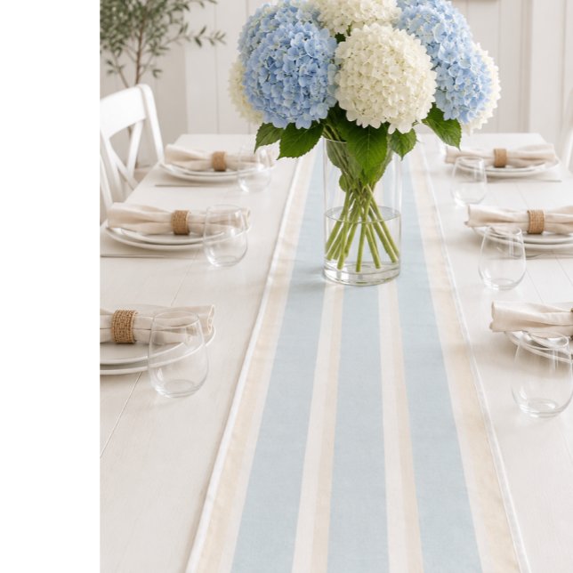 Moyen Chemin de table rayé bleu côtier Table de maison d (Pastel Stripe table runner creates a stunning relaxing start to any celebration pair with napkins)