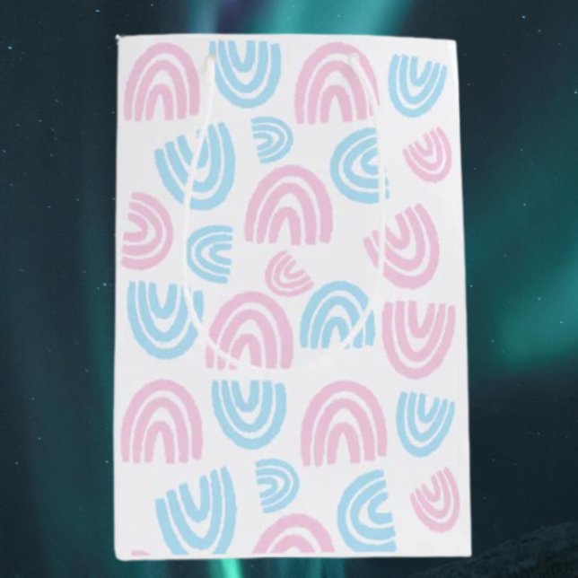 Moyen Sac cadeau Trans Pride Pastel Arc-en-ciel (Créateur téléchargé)
