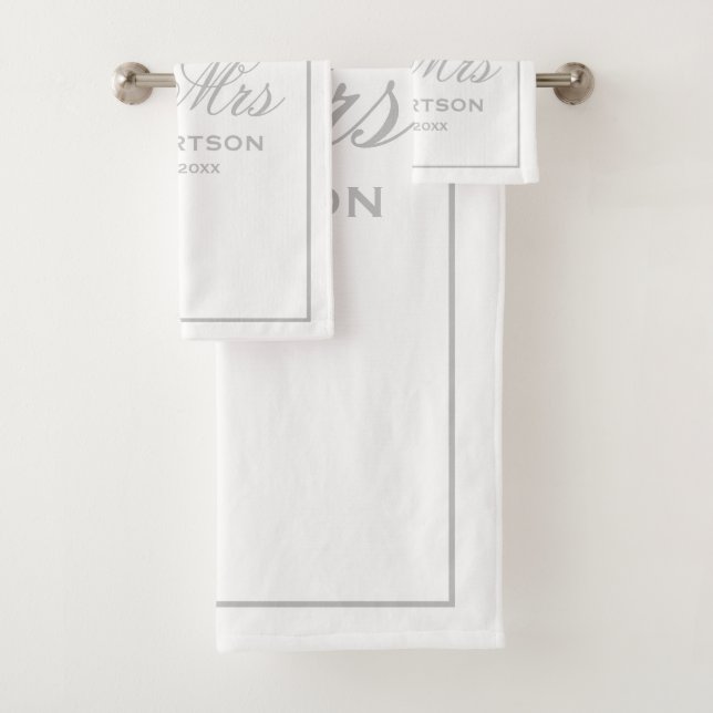 Mr and Mrs bathroom towel set for newlyweds couple (Insitu)