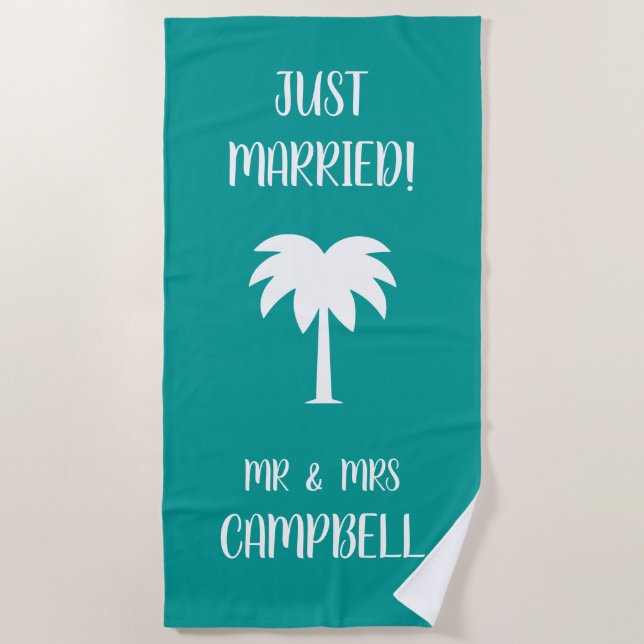 Mr and Mrs beach towel gift for newly weds couple (Front)