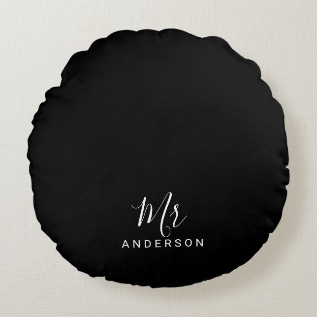 Mr and Mrs | Black and White Modern Script Round Pillow (Front)