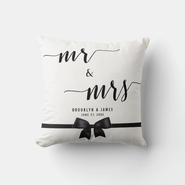 Mr. and Mrs. Black And White Wedding Pillows Bow (Front)