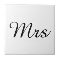Mr and Mrs | elegant modern matching couple