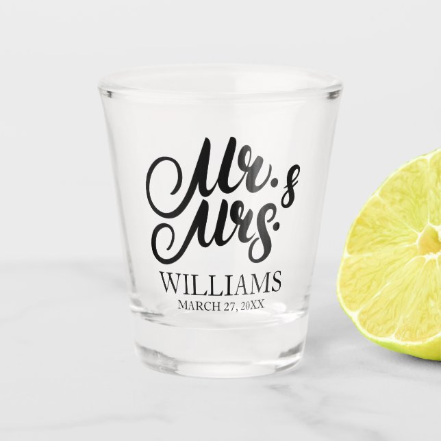 Mr and Mrs Personalized Surname Wedding Favour Sho Shot Glass (Front)