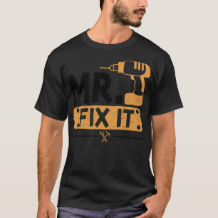Mr Fi It birthday boy doughnut skateboard  T-Shirt