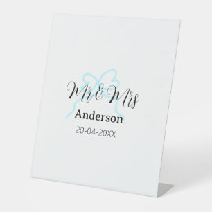 Mr & Mrs add family name date year wedding bow Pedestal Sign