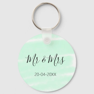 Mr & Mrs add family name date year wedding favor g Keychain