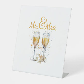 Mr. & Mrs. Champagne Celebration Pedestal Sign