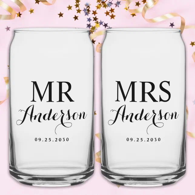 Mr & Mrs Modern Elegant Custom Name Date Wedding Can Glass 