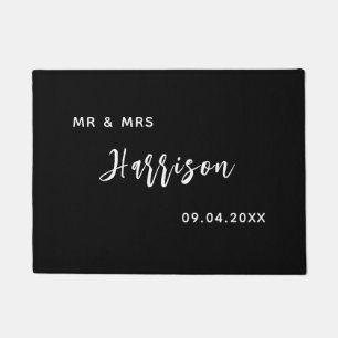 Mr & Mrs Monogram Handwritten Modern Black Doormat