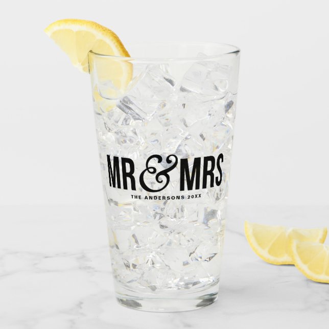 Mr. & Mrs. Personalized Wedding Favour Glass (Front Ice)