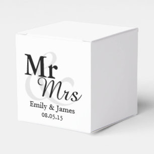 Mr&Mrs Simple Elegant Typography Wedding Favor Box