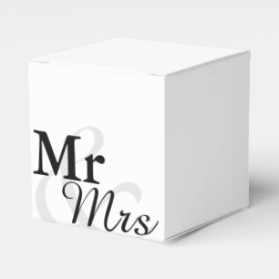 Mr&Mrs Simple Elegant Typography Wedding Favor Box