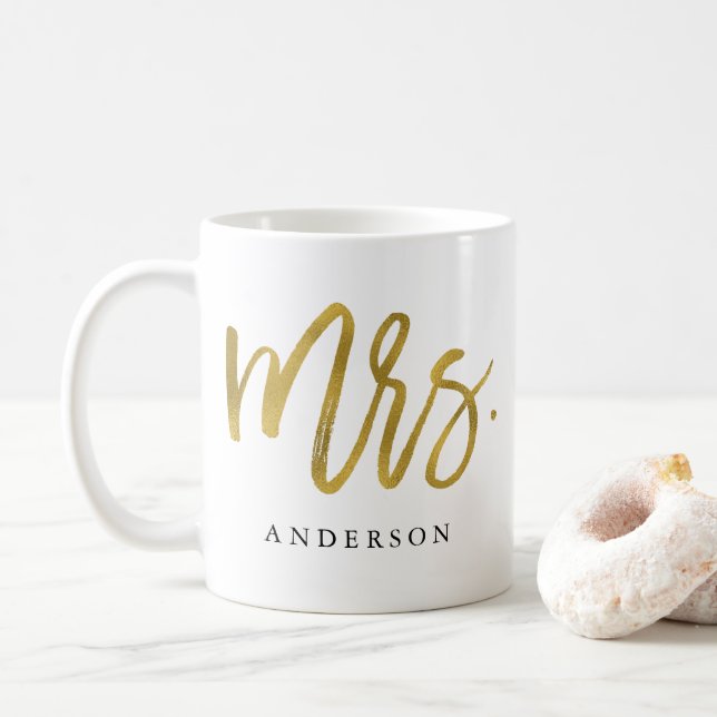 Mrs. gold calligraphy personalized coffee mug (With Donut)
