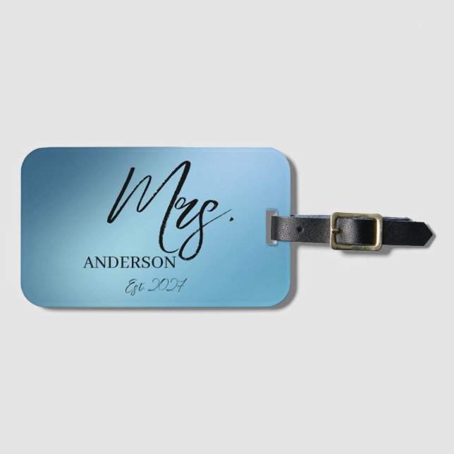 Mrs Script Custom Name Newlywed Honeymoon Luggage  Tag (Front Horizontal)