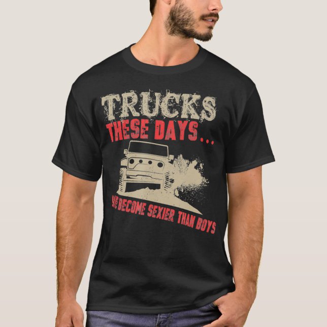 Mud Bogging Mudding Sey Trucks  T-Shirt (Front)