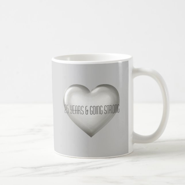 Mug 25 Ans et devenir un Anniversaire du coeur argenté (Droite)