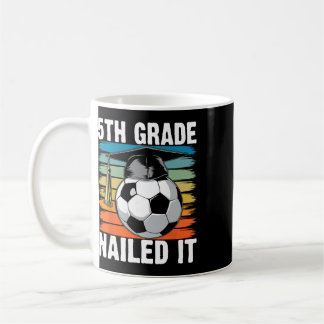 Mug 5e année a réussi au soccer casquette de fin d'étu