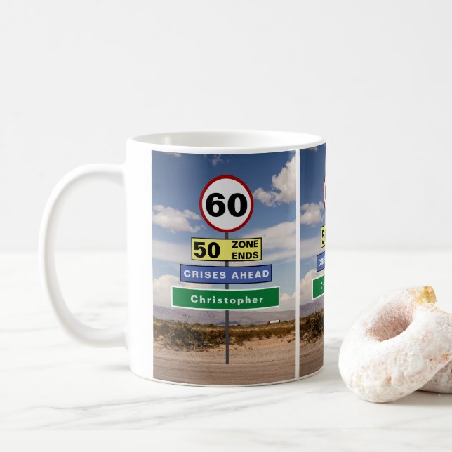 Mug 60e anniversaire Funny Road Trip Signes Ajouter vo (Avec donut)