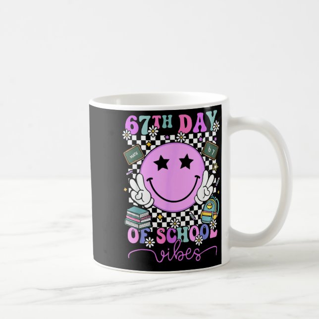 Mug 67th Day Of School Vibes Groovy Retro 100 Days Of  (Droite)