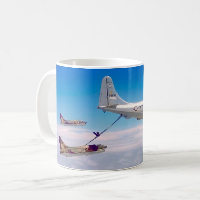 MUG A-7D CORSAIR II (Devant gauche)