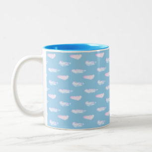Mug à café bicolore avec de mignons nuages pastel