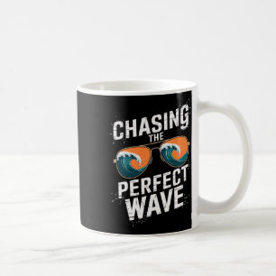 Mug À la poursuite de la vague parfaite de surf - Aven