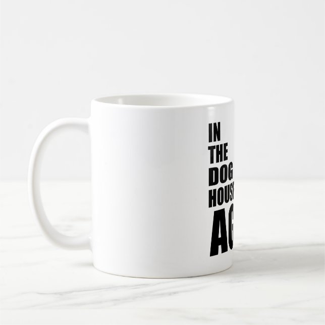 Mug A nouveau dans la cabane de café (Gauche)