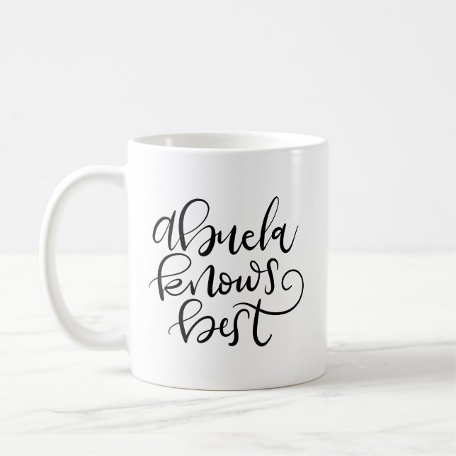 Mug Abuela (grand-mère) sait mieux, écrit à la main (Gauche)