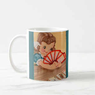 Mug adorable petite fille des années 1950 jouant aux c