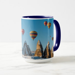 Mug Air chaud montant en ballon dans Cappadocia