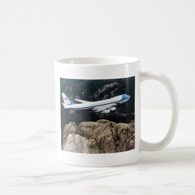 Mug Air Force One au-dessus du mont Rushmore attaquent (Droite)