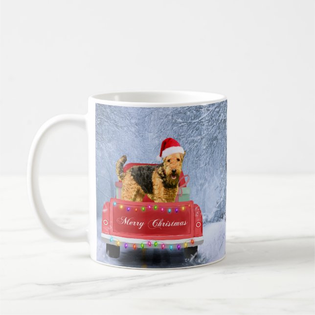 Mug Airedale Terrier Chien en Neige assis à Noël (Gauche)