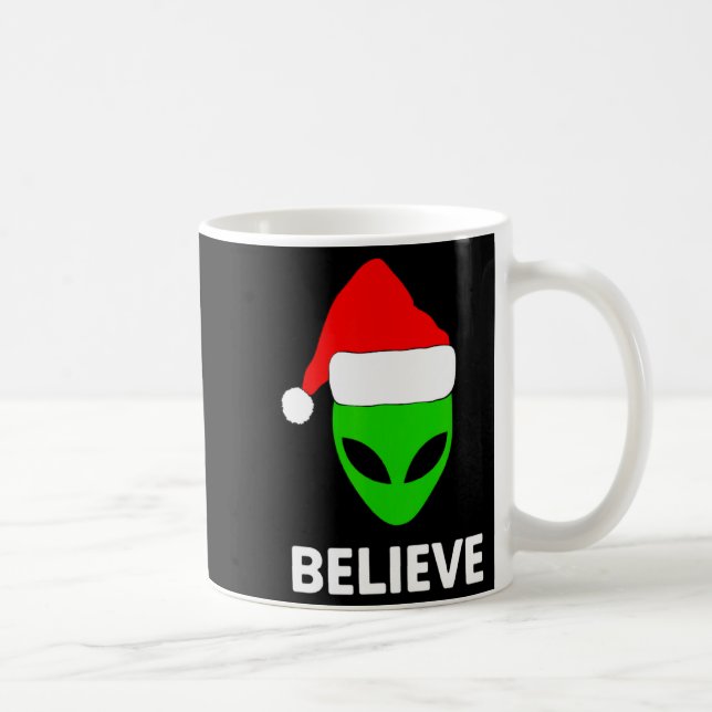 Mug Alien Green Face Christmas Santa Hat Believe  (Droite)